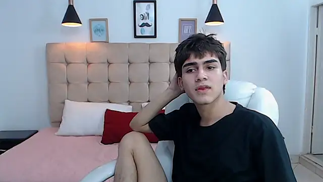 Tommy18   online show from 01/16/25, 09:05