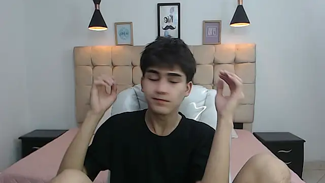 Tommy18   online show from 01/21/25, 06:22