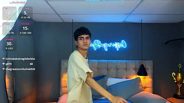 Tommy18   online show from 03/21/25, 11:12