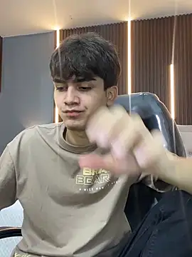 Tommy18   online show from 09/27/25, 03:33