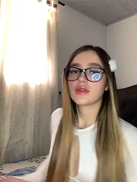 LunaShine  online show from 01/16/25, 09:40