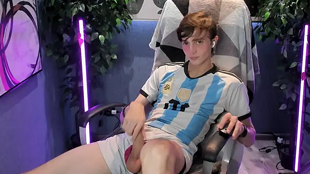 John Weasley online show from 09/22/25, 09:22