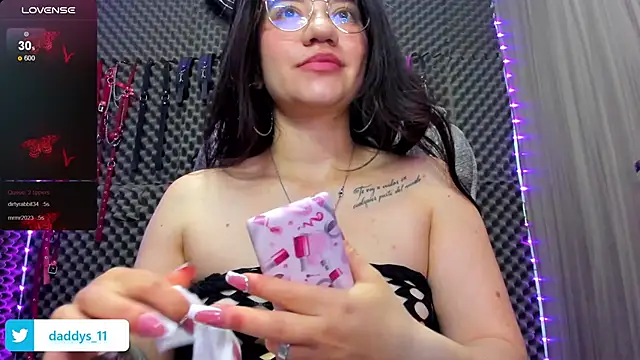 lilihot  online show from 03/11/25, 11:04