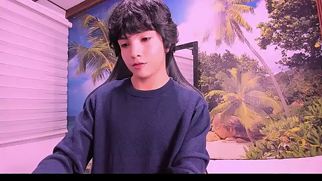 AllanYong18 online show from 02/05/25, 01:04