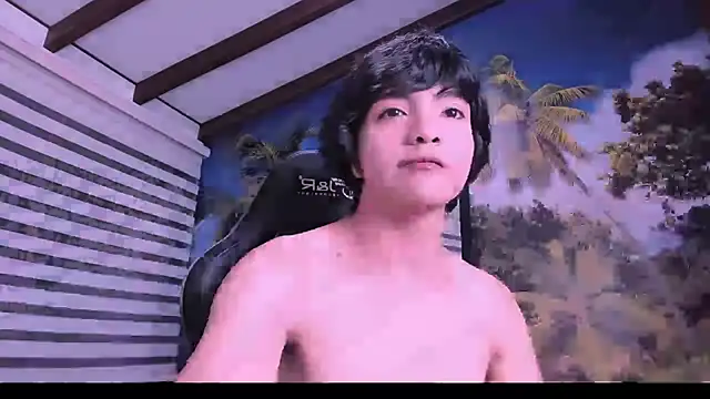 AllanYong18 online show from 02/15/25, 06:23