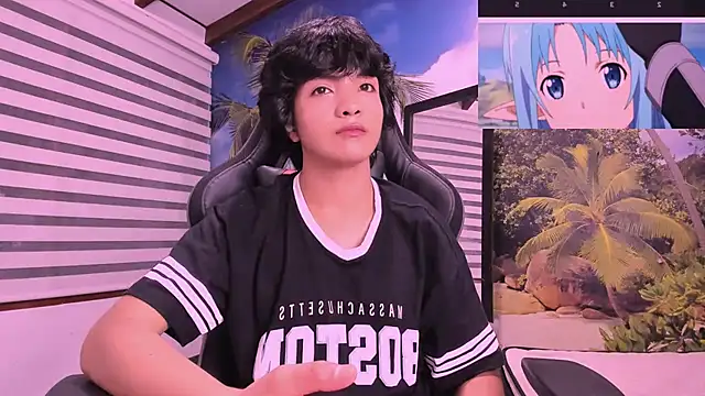 AllanYong18 online show from 02/18/25, 05:42