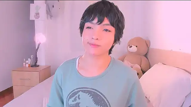 AllanYong18 online show from 10/01/25, 07:36