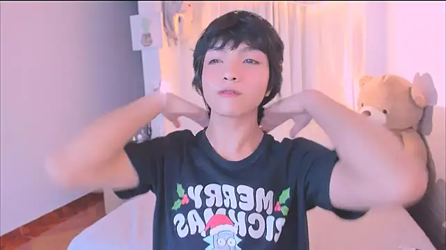 AllanYong18 online show from 10/11/25, 05:17