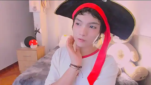 AllanYong18 online show from 04/03/26, 05:16