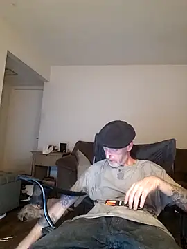 Snapshot of filthymind619 chatting on 11/20/25, 03:07 filthymind619 online show from 11/20/25, 03:07