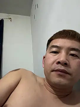 Snapshot of zxb757369 chatting on 02/03/25, 03:27 zxb757369 online show from 02/03/25, 03:27