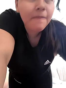 morecita29 online show from 12/18/25, 04:13