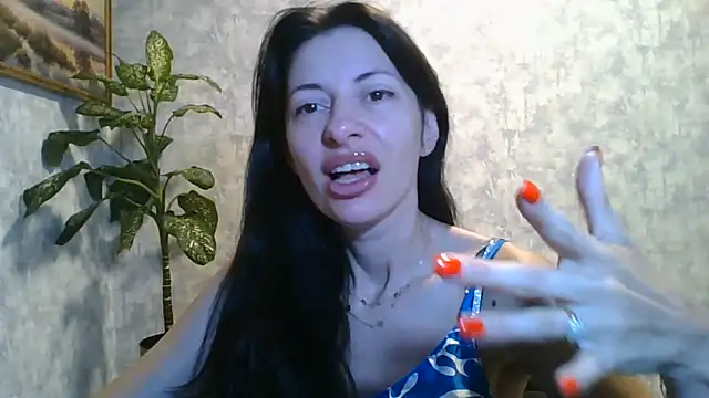 Snapshot of LissaBlossom chatting on 06/17/26, 04:26 LissaBlossom online show from 06/17/26, 04:26