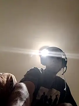 Snapshot of MrDaddyBbSnake chatting on 01/12/25, 05:13 MrDaddyBbSnake online show from 01/12/25, 05:13