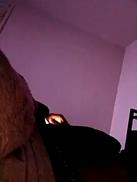 Snapshot of MrDaddyBbSnake chatting on 01/14/25, 06:45 MrDaddyBbSnake online show from 01/14/25, 06:45