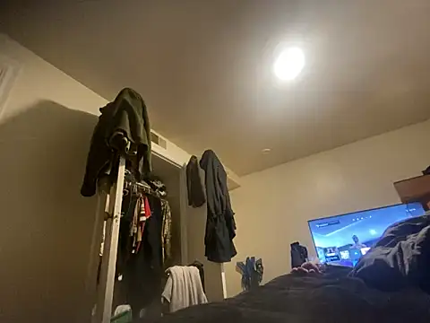 Snapshot of MrDaddyBbSnake chatting on 03/09/25, 05:44 MrDaddyBbSnake online show from 03/09/25, 05:44