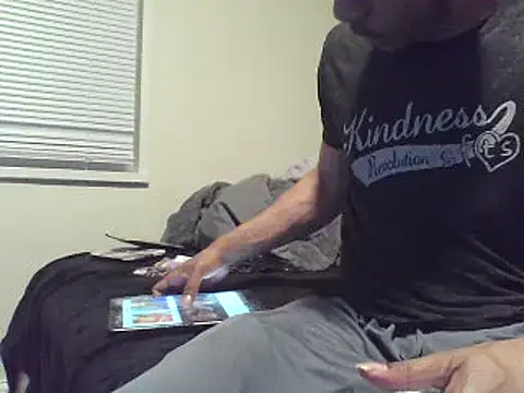 Snapshot of MrDaddyBbSnake chatting on 03/16/25, 06:20 MrDaddyBbSnake online show from 03/16/25, 06:20