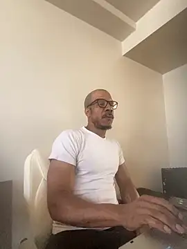 Snapshot of MrDaddyBbSnake chatting on 09/08/25, 04:50 MrDaddyBbSnake online show from 09/08/25, 04:50