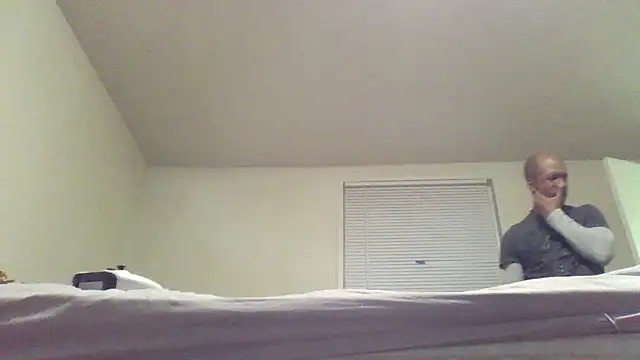 Snapshot of MrDaddyBbSnake chatting on 11/01/25, 06:26 MrDaddyBbSnake online show from 11/01/25, 06:26