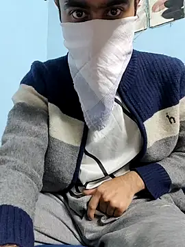 TOPMOON001 online show from 02/04/25, 11:27