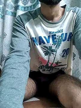 TOPMOON001 online show from 02/21/25, 06:40