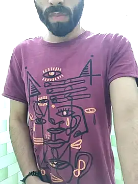 TOPMOON001 online show from 03/03/25, 07:49