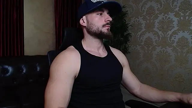 AdamJamesonn online show from 01/31/25, 06:24