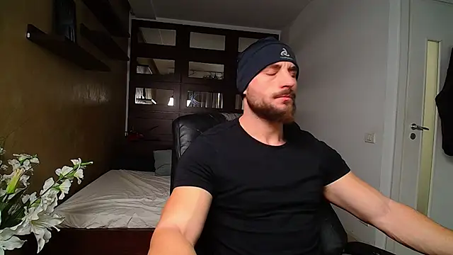 AdamJamesonn online show from 02/21/25, 06:07