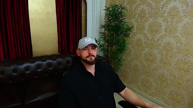 AdamJamesonn online show from 11/30/25, 05:33