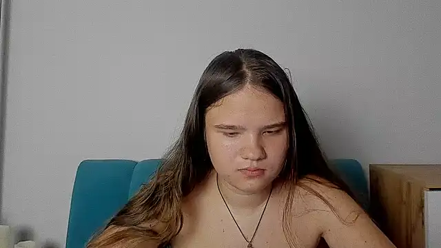 Snapshot of AdeleCruz chatting on 06/10/26, 12:04 AdeleCruz online show from 06/10/26, 12:04