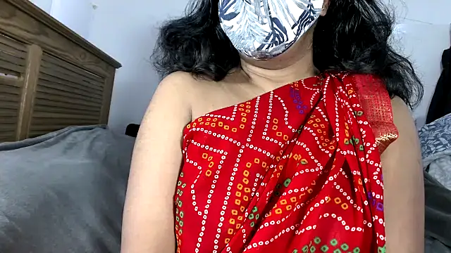 ArathyNambyarMallu online show from 12/04/25, 09:51