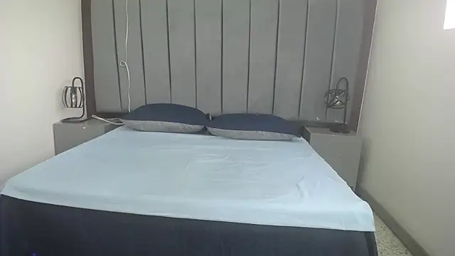 VickyBoobss online show from 02/12/25, 07:56