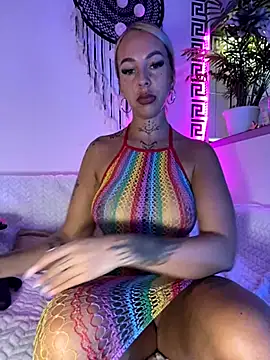 CheekyChels online show from 10/02/25, 04:14