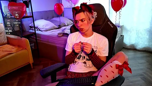 leon yuugen online show from 02/15/25, 08:11