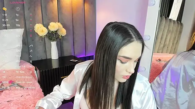 chelsea bolton  online show from 09/12/25, 01:00