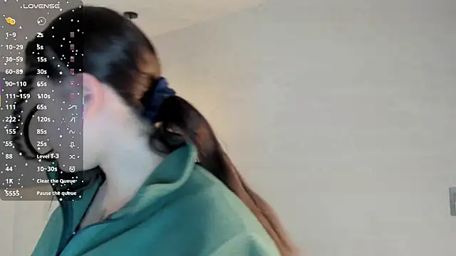 chelsea bolton  online show from 05/11/26, 12:11