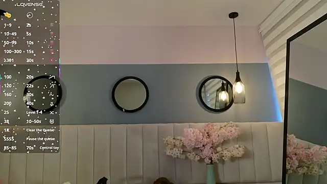 chelsea bolton  online show from 07/11/26, 12:19