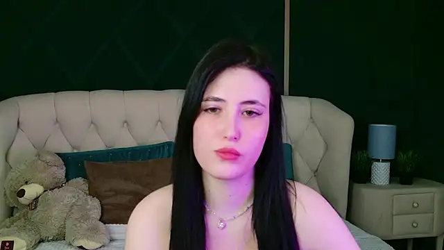 Snapshot of EmmaLawrens chatting on 03/19/26, 10:52 EmmaLawrens online show from 03/19/26, 10:52