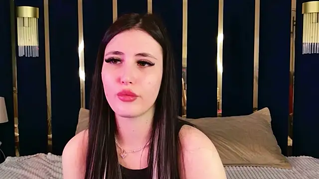 Snapshot of EmmaLawrens chatting on 03/27/26, 11:10 EmmaLawrens online show from 03/27/26, 11:10