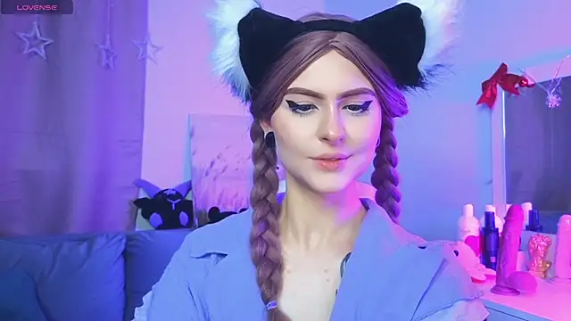 Emily  Mooree online show from 01/23/25, 10:22