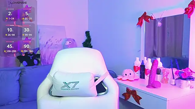 Emily  Mooree online show from 01/30/25, 04:16