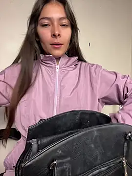 Aleska Miami online show from 05/07/26, 02:33