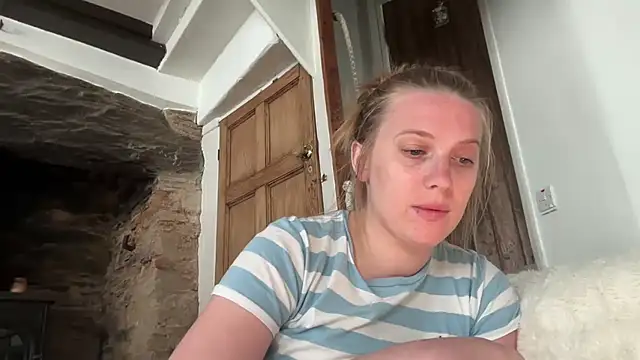Ella-82 online show from 06/29/26, 05:57