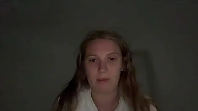 Ella-82 online show from 07/06/26, 07:27