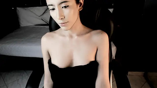 Snapshot of vaiolethsan__ chatting on 01/05/26, 08:34 vaiolethsan online show from 01/05/26, 08:34