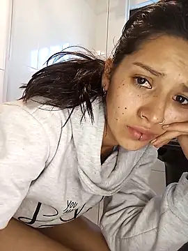 Cleo Hott online show from 03/15/25, 12:24