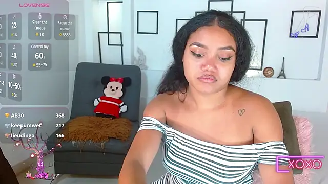 Snapshot of JasmineRose7 chatting on 03/17/25, 08:07 JasmineRose7 online show from 03/17/25, 08:07