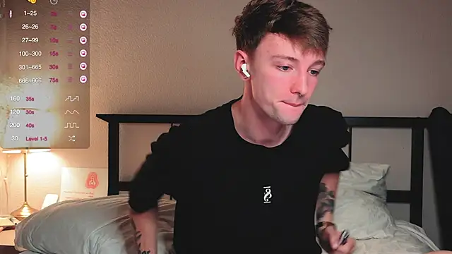 Snapshot of Calvin_Polanski chatting on 10/02/25, 05:14 Calvin Polanski online show from 10/02/25, 05:14