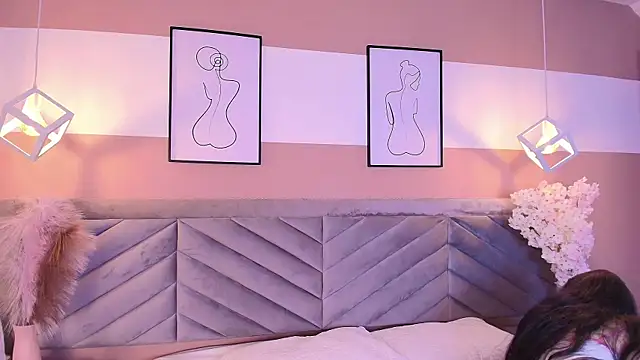  Cristal Collins online show from 02/12/25, 12:01