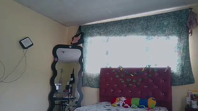 boysLittle online show from 05/15/26, 09:11
